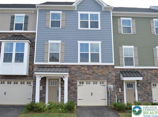 2332 Raya Way, Easton, PA 18045