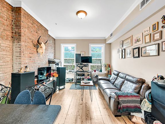 5th image of 231 3rd St #3