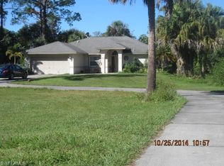 141 7th St SW, Naples, FL 34117