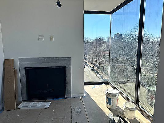 5th image of 66 Nassau Ave