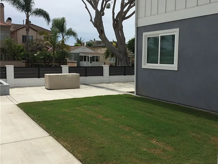 1505 Palm Ave #B — Photo 2