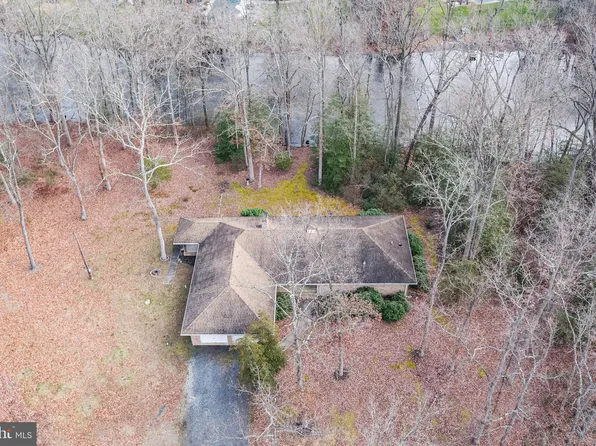 33 Pintail Dr, Glassboro, NJ 08028