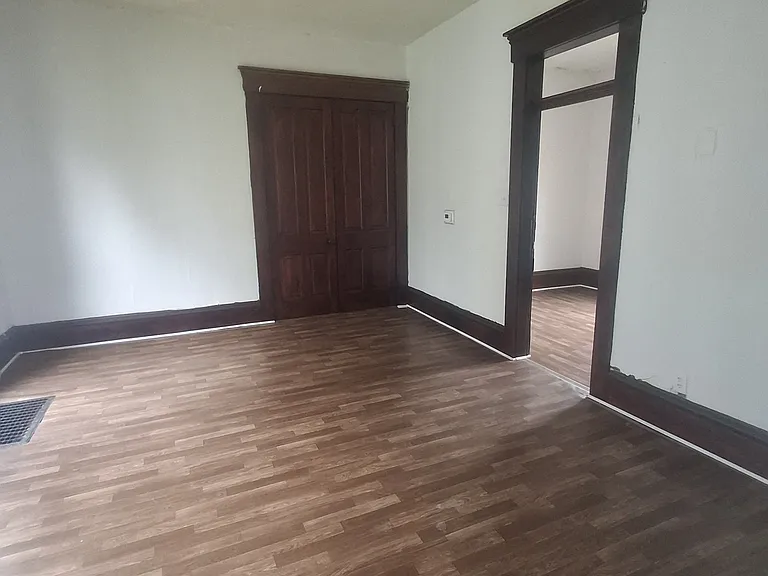 511 E Jackson St #2-1 — Photo 7