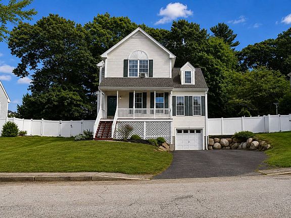 2nd image of 14 S Pond Dr