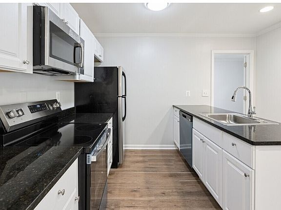 5th image of 4540 Macarthur Blvd NW #B16
