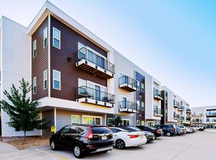 800 S Robberson Ave #17908047, Springfield, MO 65806