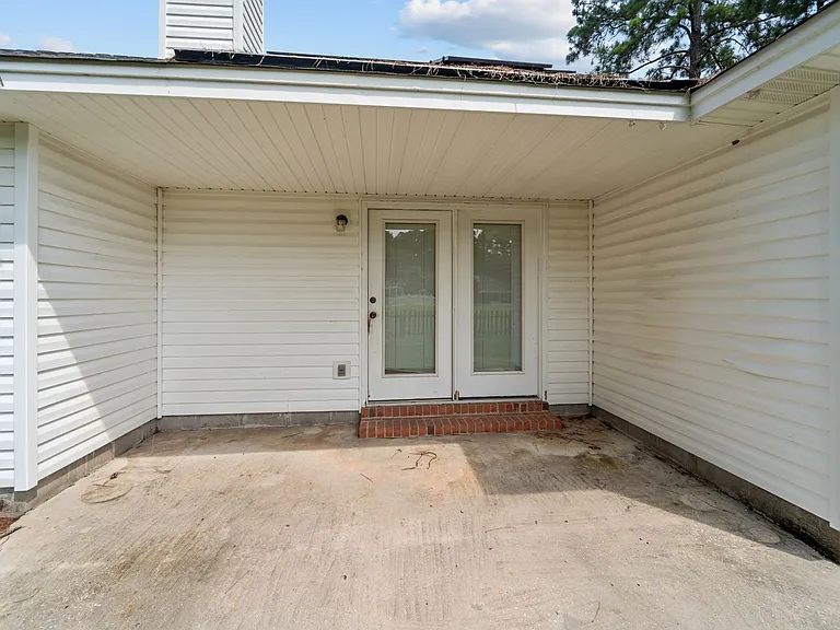 119 Pampas Dr — Photo 42