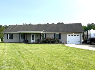 637 Firetower Rd, Elizabeth City, NC 27909