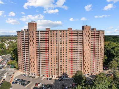 90-60 Union Turnpike #16E, Ridgewood, NY, 11385