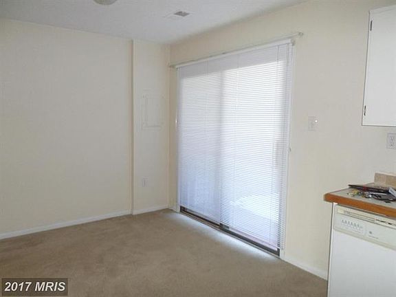 3rd image of 2582 Merrywood Ct #7