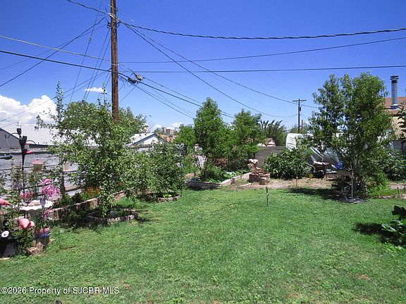 4th image of 4020 Cedar Dr