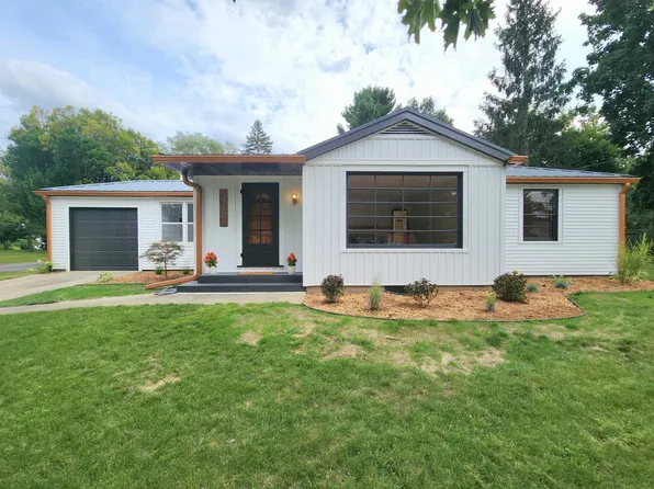 316 Auburn St, Midland, MI 48640