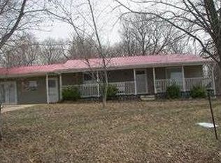 6193 Crawford Store Rd, Springfield, TN 37172