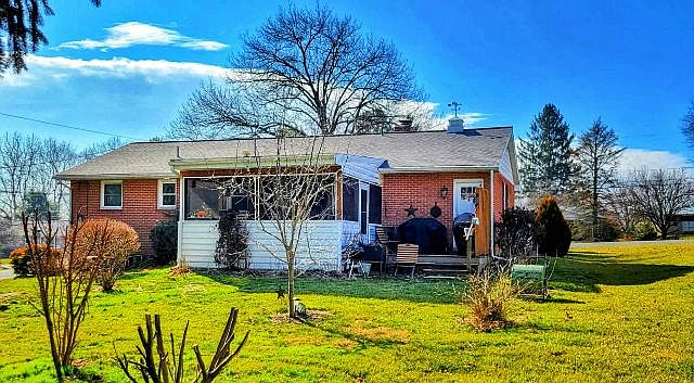 2nd image of 15 Birch Dr