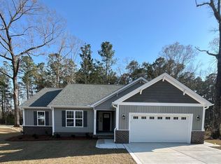2504 Wild Turkey Rd, New Bern, NC 28562