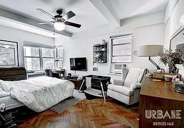 Rented by Urbane Brokerage