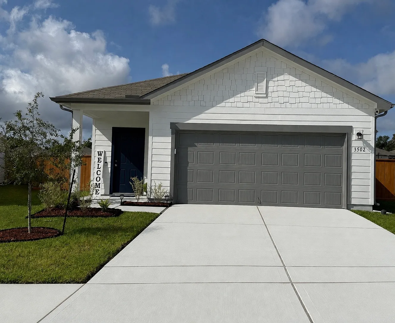 3 bed, 1499 sqft, $1,849 — Photo 1