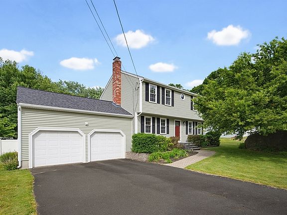 2nd image of 15 Carp Rd