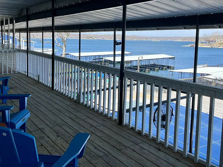 Beautiful Lake view from the deck.