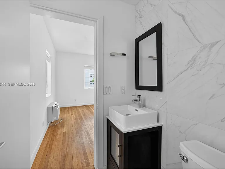 1552 Euclid Ave #4 — Photo 25