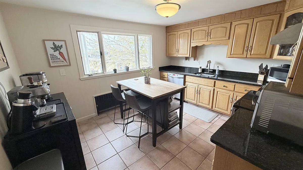 Building Photo - 25 Osgood St #15