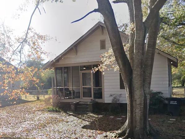 206 22nd St, Opelika, AL 36801