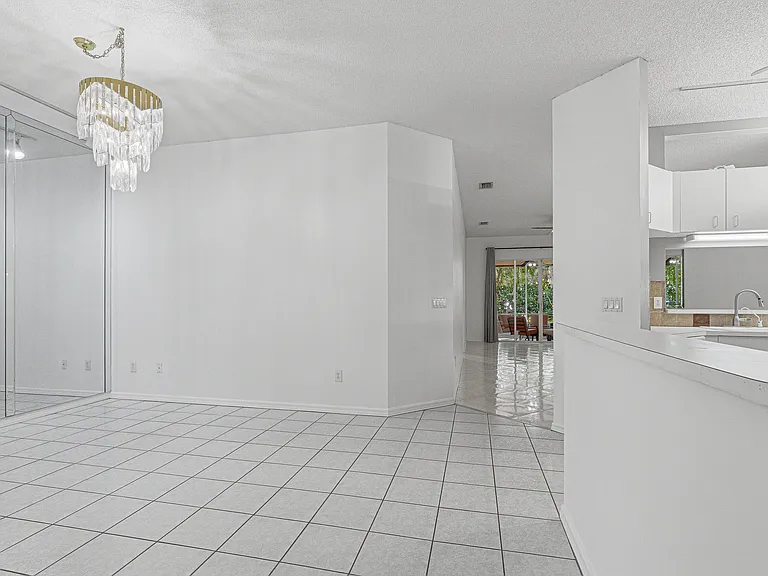 10168 Lombardy Dr #10168 — Photo 10