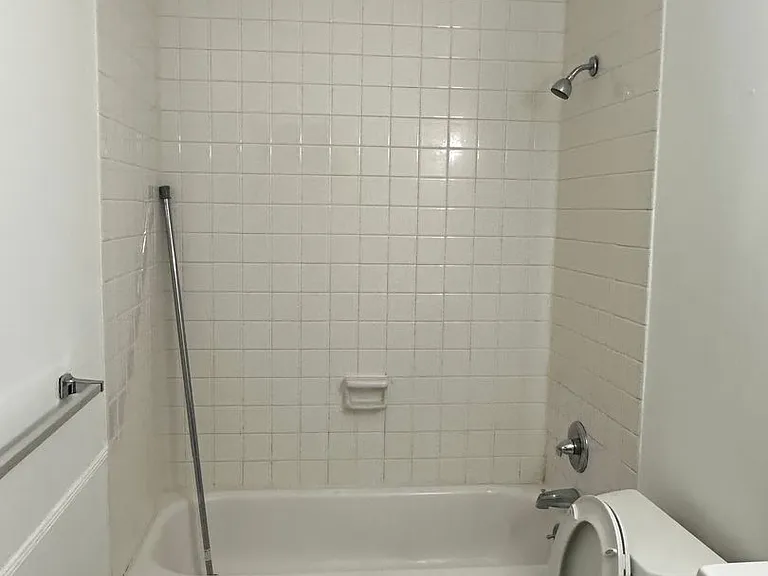 2831 E Tully Sq #B — Photo 11