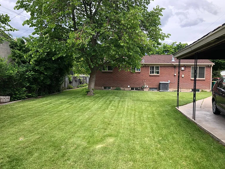 379 N 250 E — Photo 6