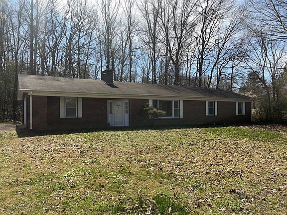 3rd image of 1403 Lone Oak Rd