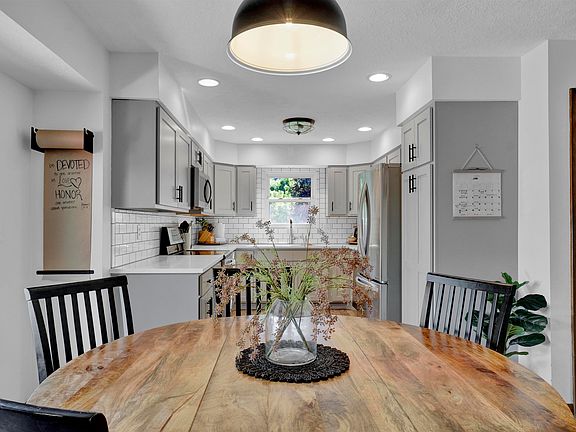 5th image of 3101 Lemon Ct