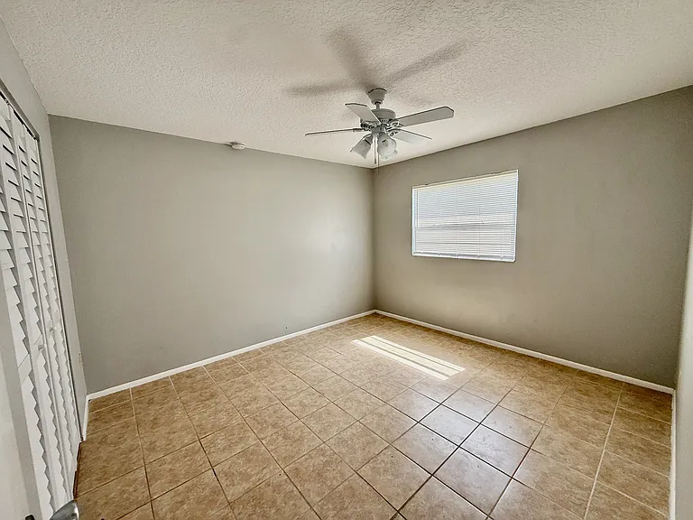 701 Michigan Ct #3 — Photo 4