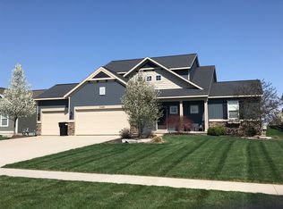 3466 Foxtail Ct, Hudsonville, MI 49426