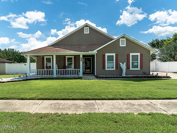 3rd image of 3027 HIDDEN OAKS Drive