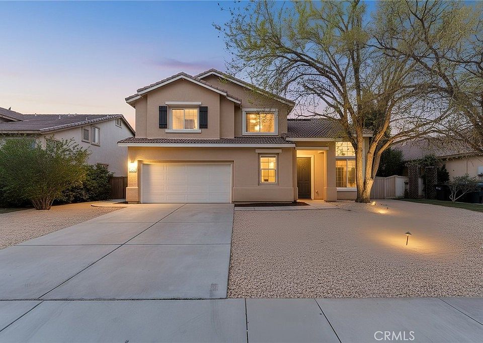 1st image of 38718 Sienna Ct
