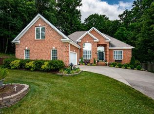 3859 Waterview Rd, High Point, NC 27265