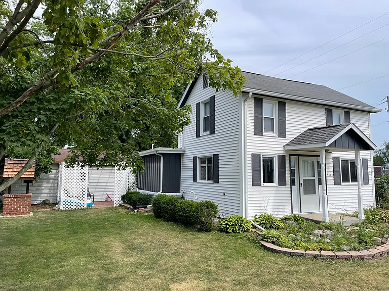 218 S Perry St — Photo 4