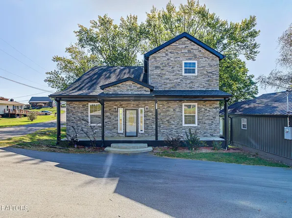 901 & 903 Kyle St, La Follette, TN 37766