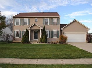 38582 Avalon Dr, North Ridgeville, OH 44039