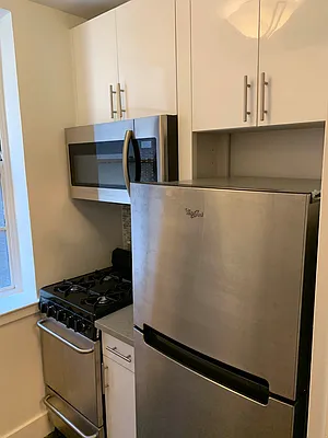 Rented by Gutman Management Co Inc | media 17