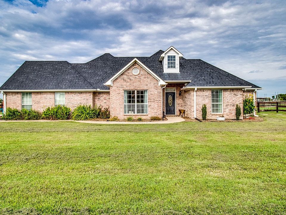 643 Gunter Rd, Whitesboro, TX 76273 Zillow