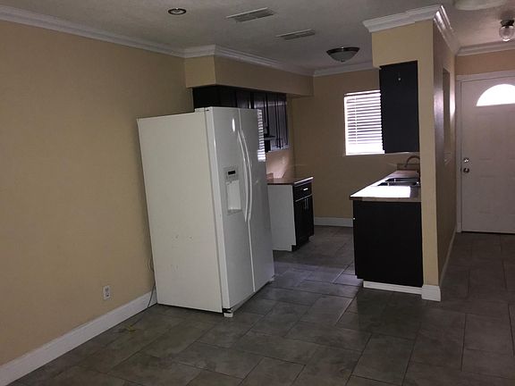 4th image of 222 Northgate Dr