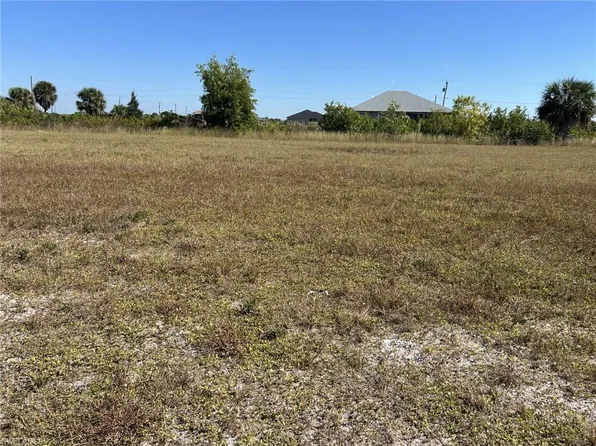 3835 Old Burnt Store RD N, CAPE CORAL, FL 33993