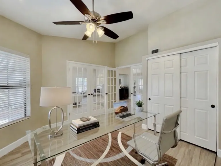 9104 E Sharon Dr — Photo 21