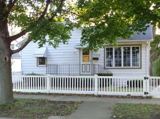 948 N 9th Ave, Kankakee, IL 60901