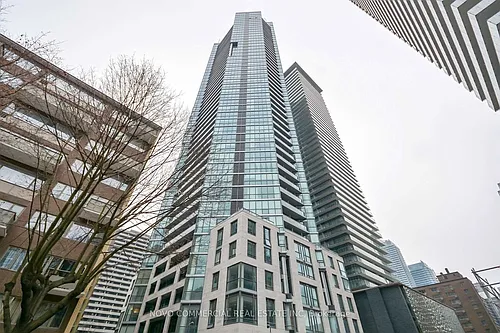 45 Charles St E Photo 1