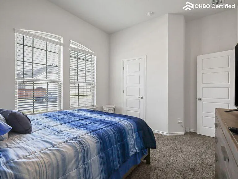 1505 Estivella Dr — Photo 20