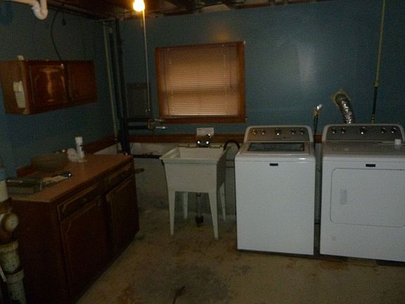 3rd image of 1714 S Chatham St