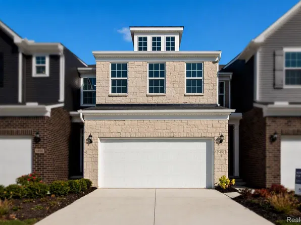 1535 Superior Dr, Milford, MI 48381