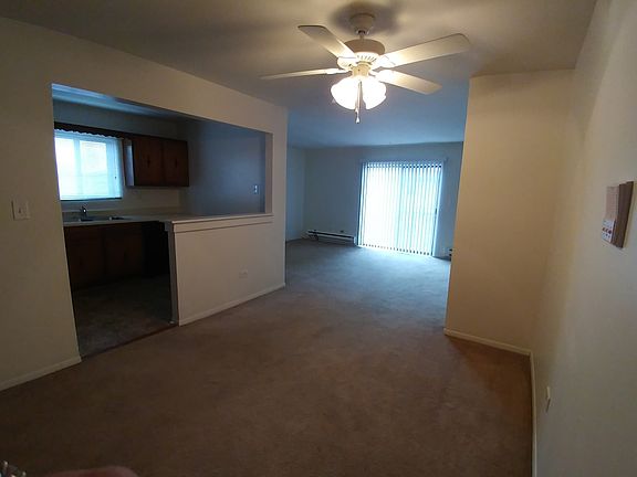 2nd image of 1519 N Silver Ln